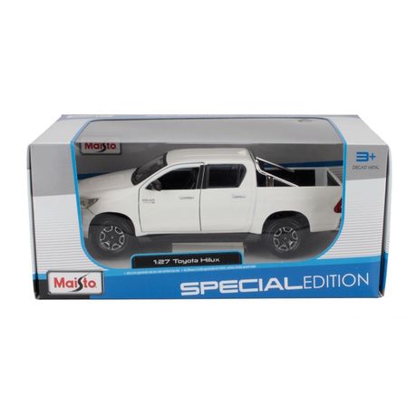Maisto Toyota Hilux Special Edition Die Cast Model 1/27