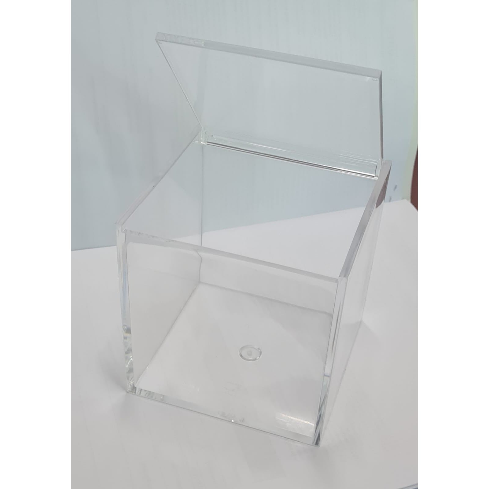 Acrylic Gift Box Square 12x12x12cm Super Transparent with Flip Lid